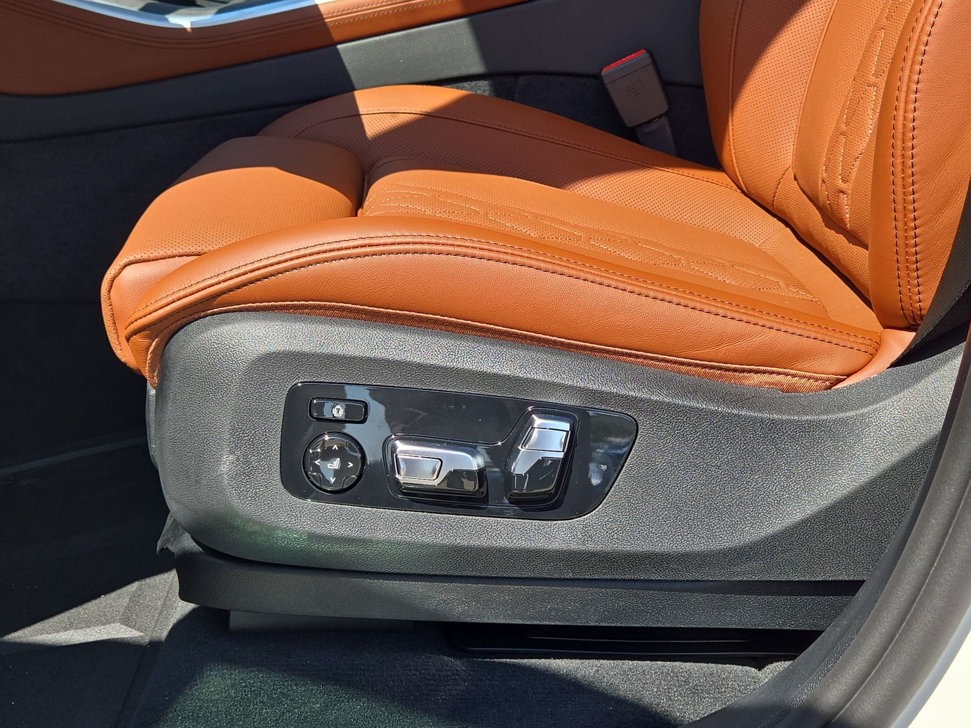 2026 BMW X5 50e - Photo 17