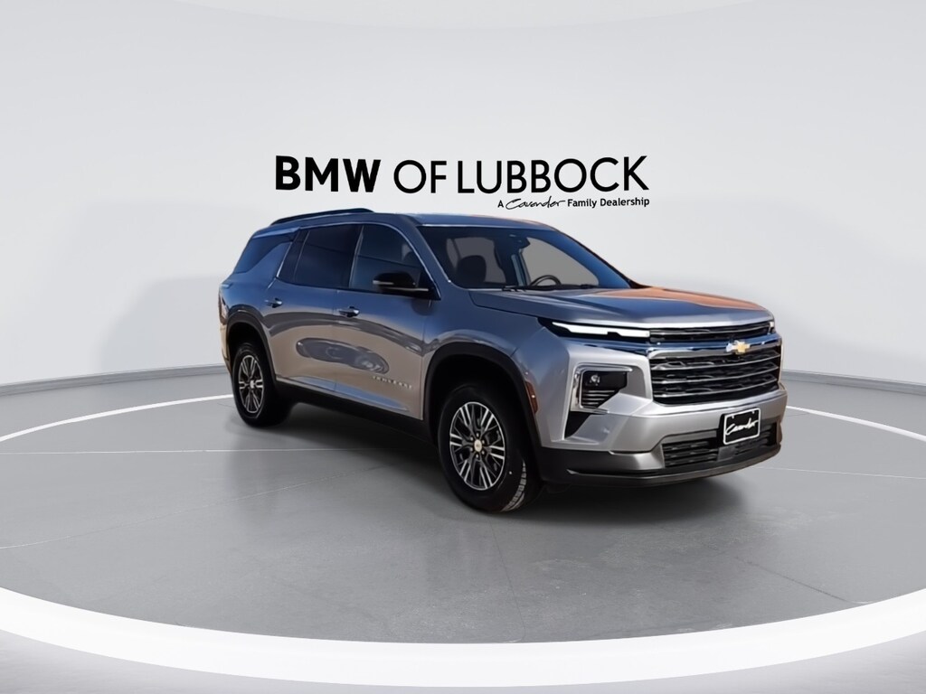 Used 2024 Chevrolet Traverse LT SUV