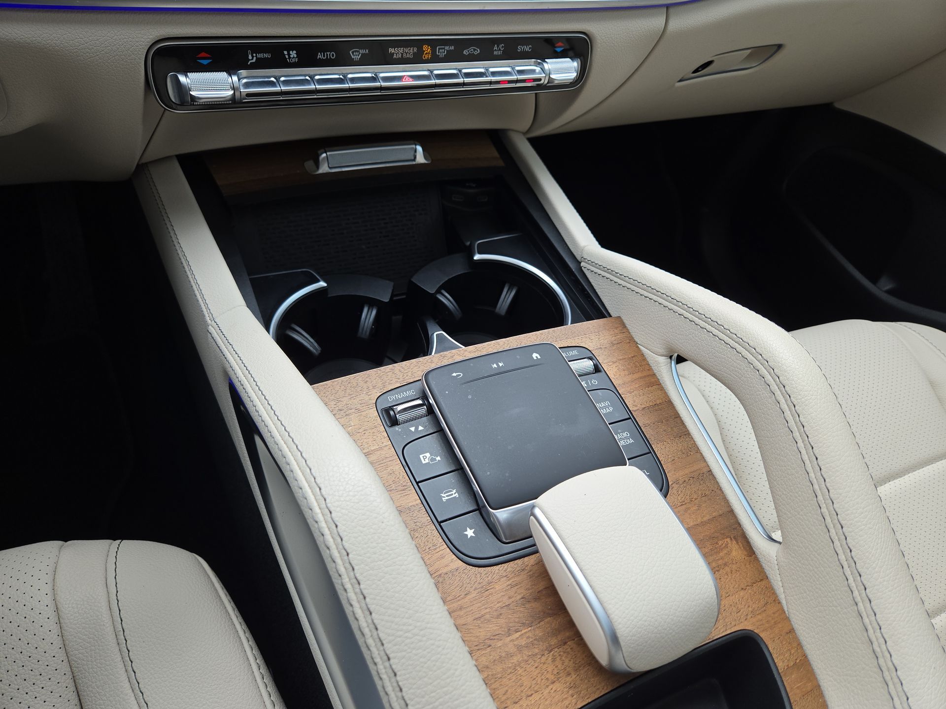 2024 Mercedes-Benz GLE GLE450 - Photo 22