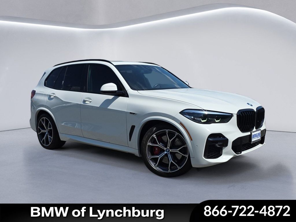 2023 BMW X5 xDrive45e's photo