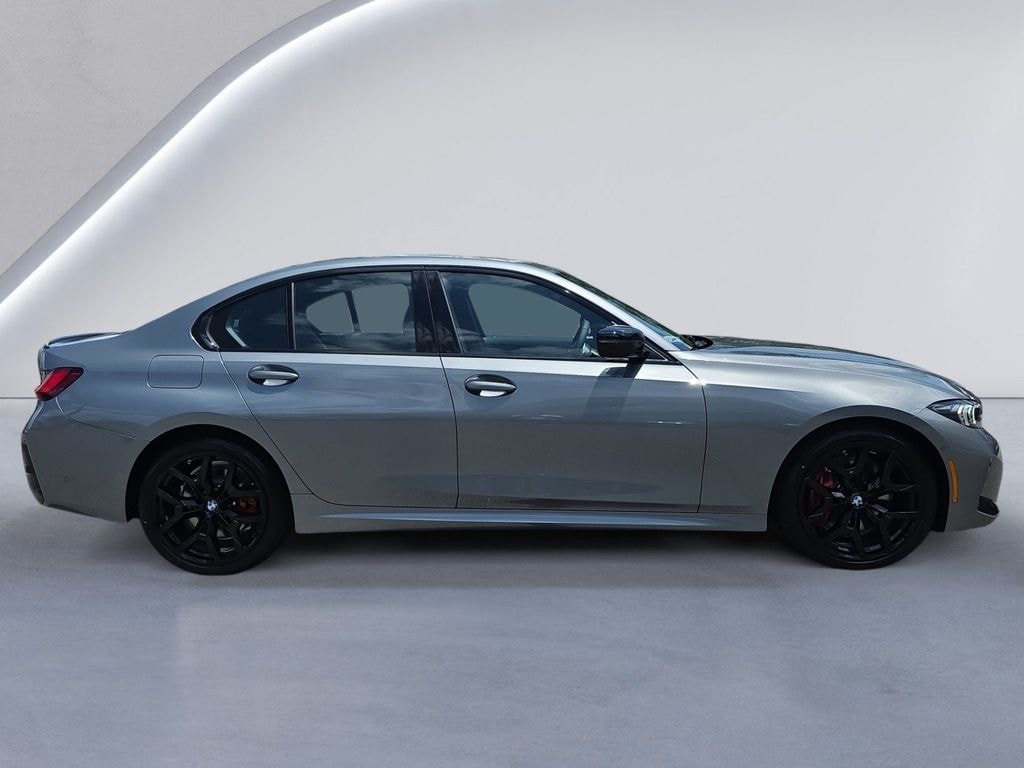 New 2026 BMW 330i xDrive Sedan