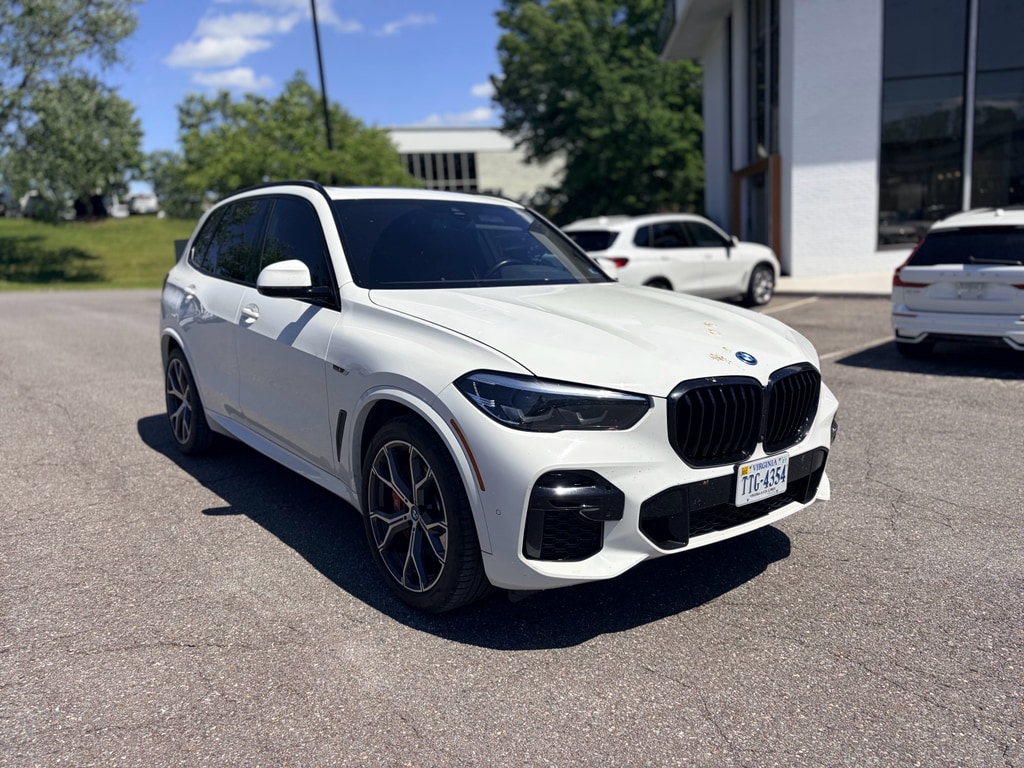 2023 BMW X5 xDrive45e's photo