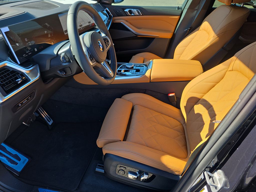 2026 BMW X5 M60i's photo