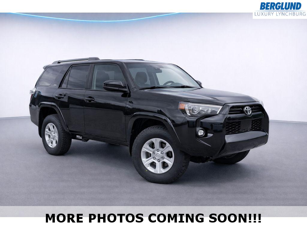 2024 Toyota 4Runner SR5's photo
