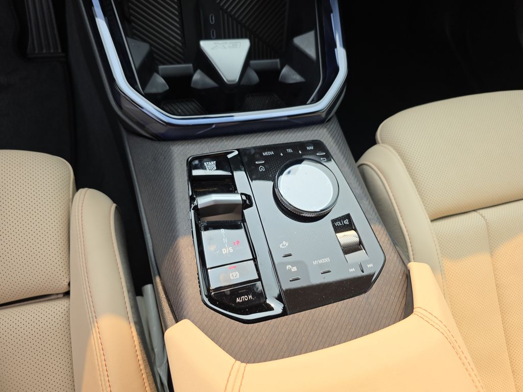 2026 BMW X3 30 - Photo 30