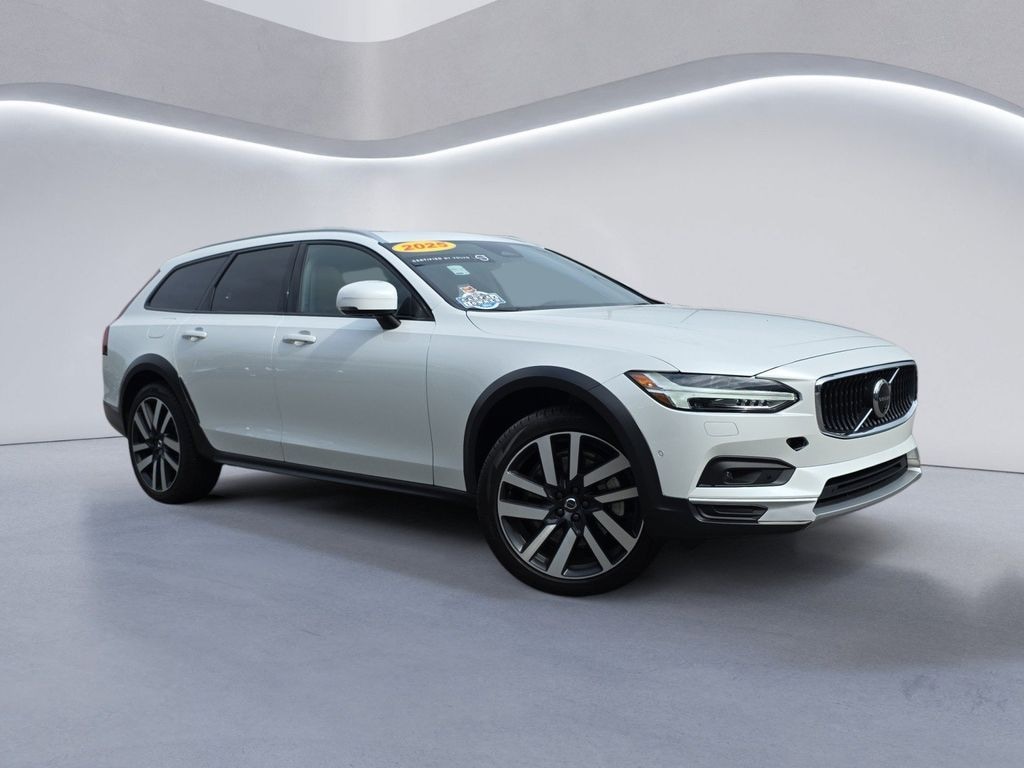 Used 2025 Volvo V90 Cross Country B6 Ultra Wagon