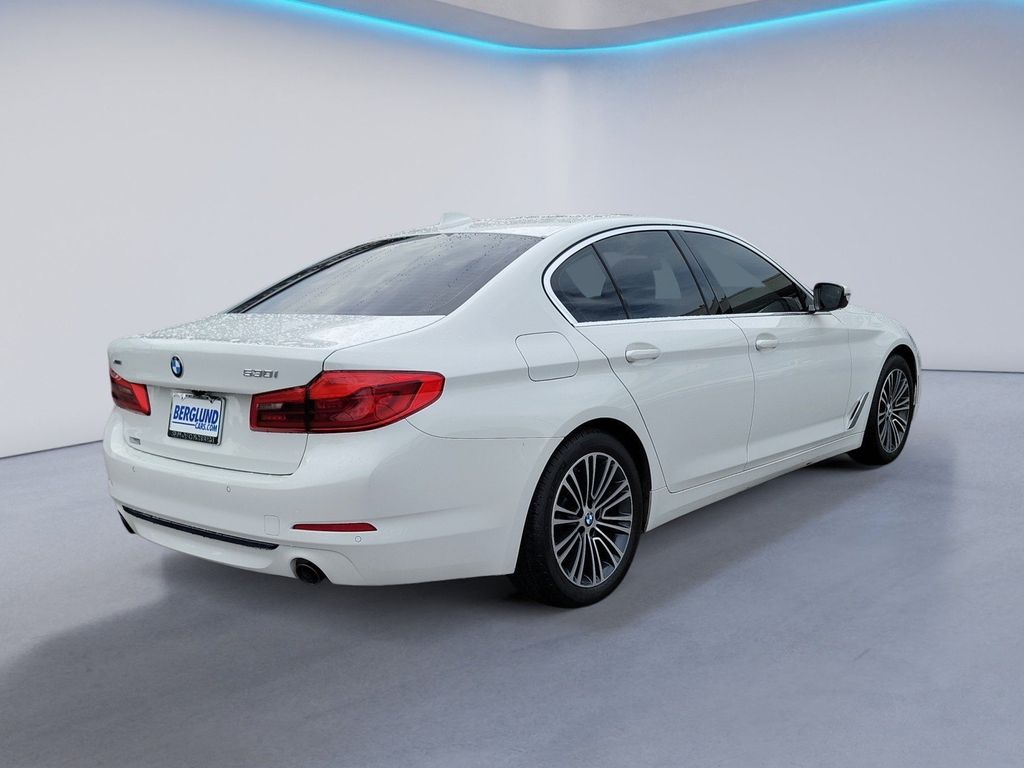 2019 Bmw 530i xDrive Sedan photo 4