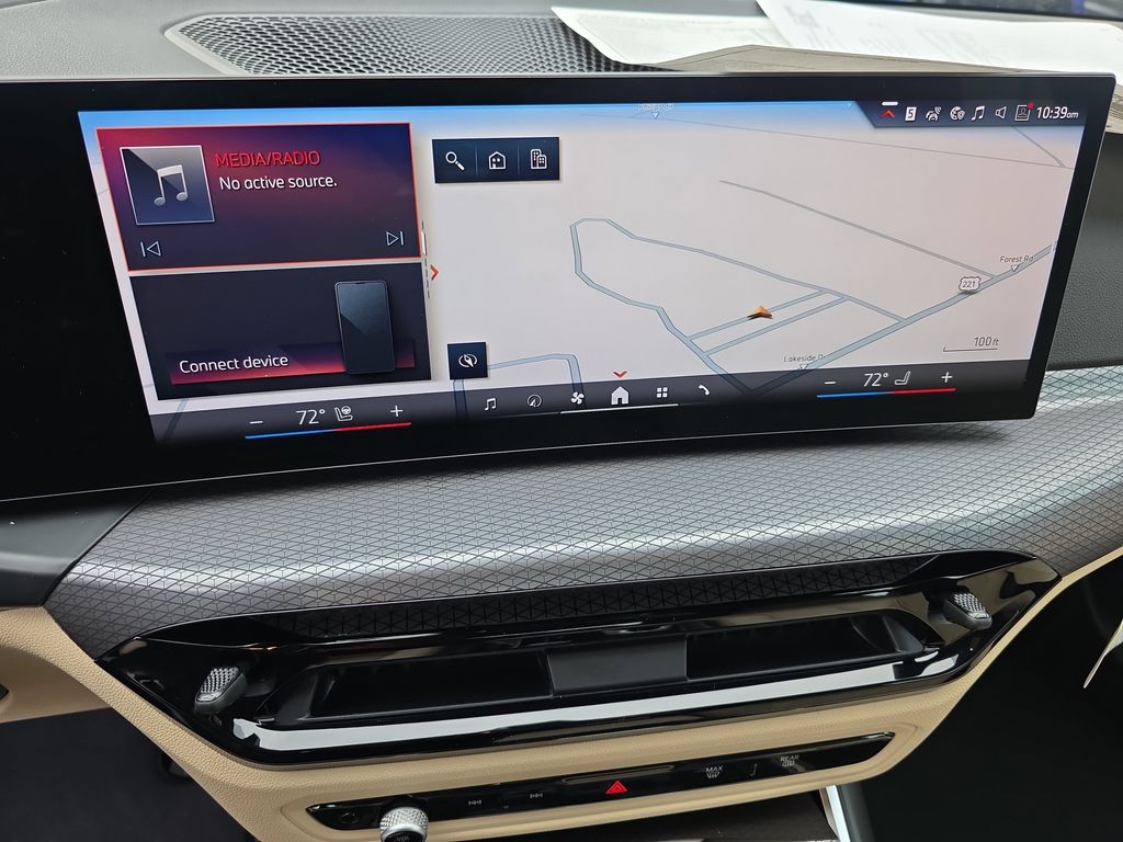 2026 BMW 3 Series 330i - Photo 15