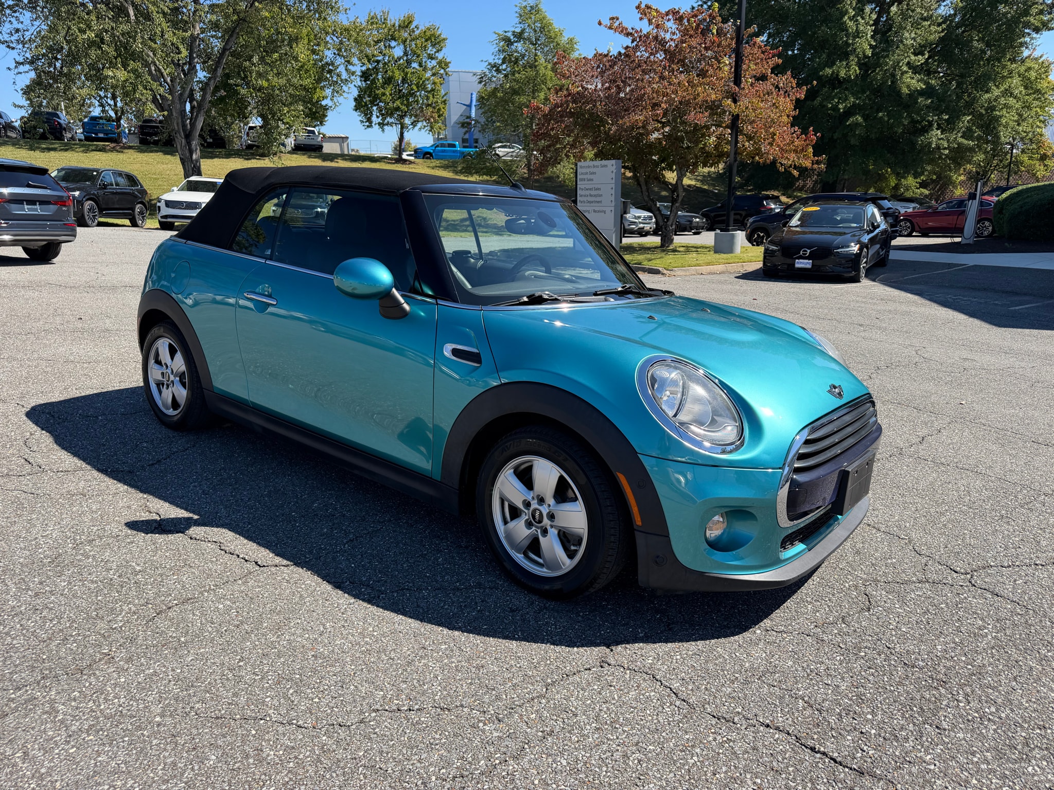 Used 2018 MINI Cooper Base with VIN WMWWG5C58J3D00895 for sale in Lynchburg, VA