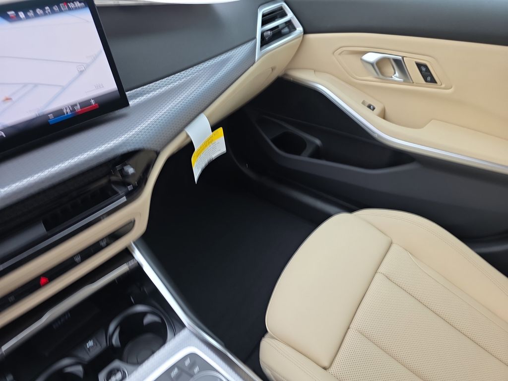 2026 BMW 3 Series 330i - Photo 19