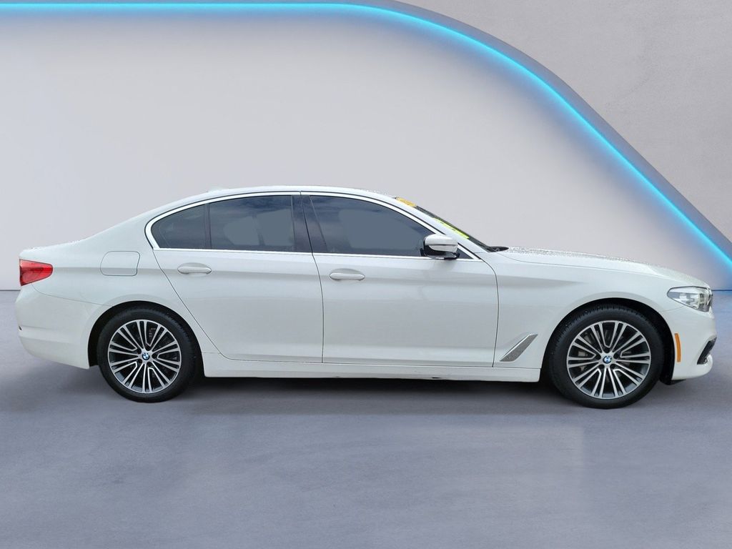 2019 Bmw 530i xDrive Sedan photo 3