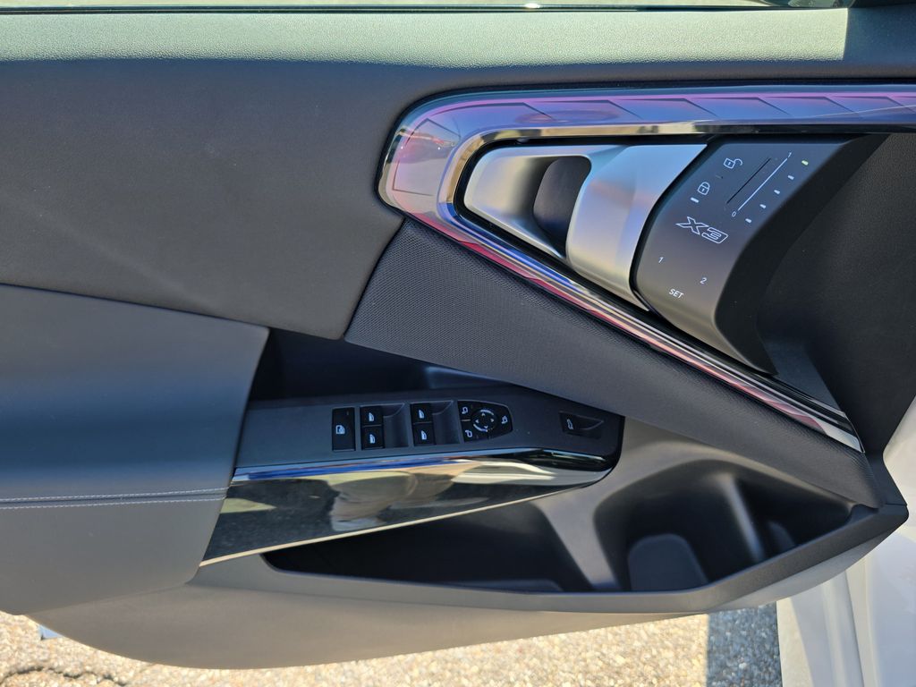 2026 BMW X3 30 - Photo 11