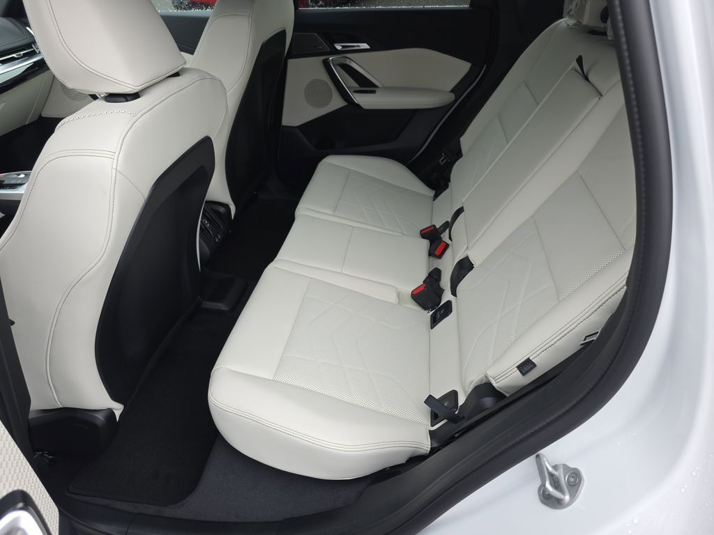 2026 BMW X1 XDrive28i - Photo 10
