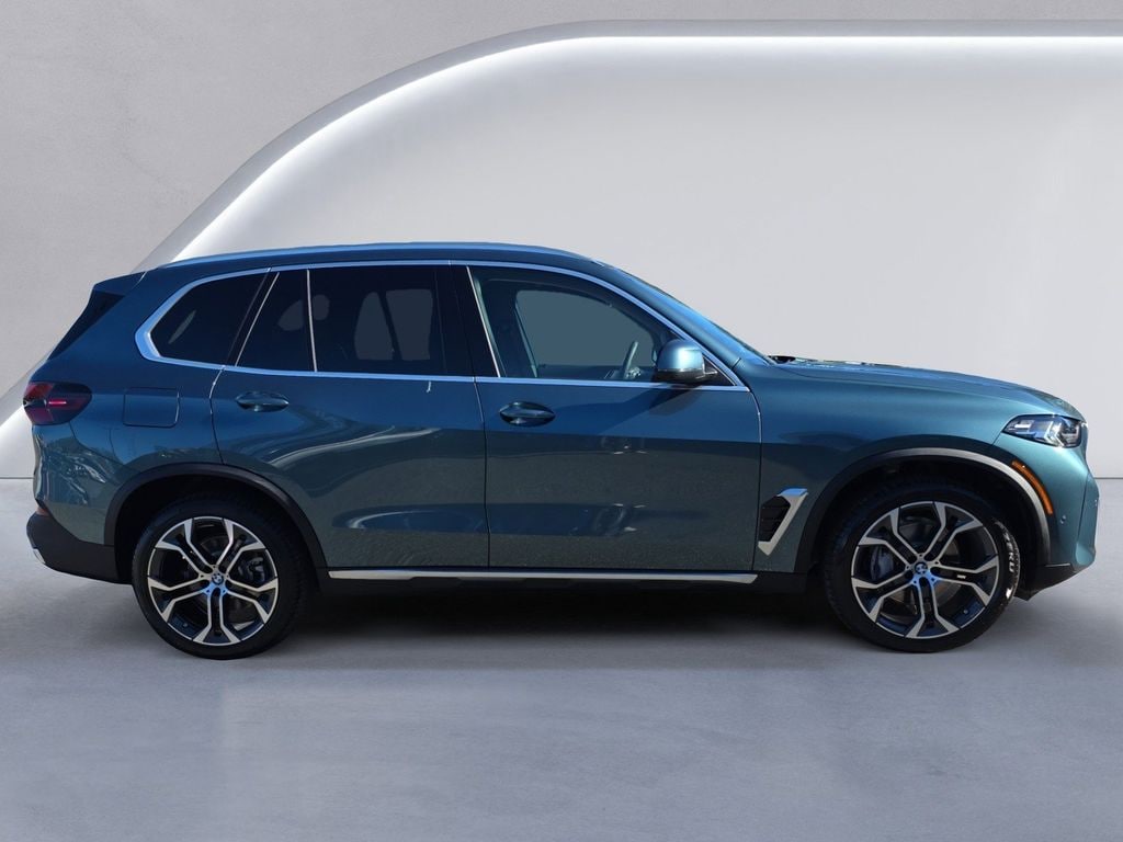 New 2026 BMW X5 xDrive40i SUV