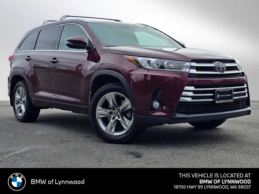 Used 2017 Toyota Highlander Limited V6 SUV