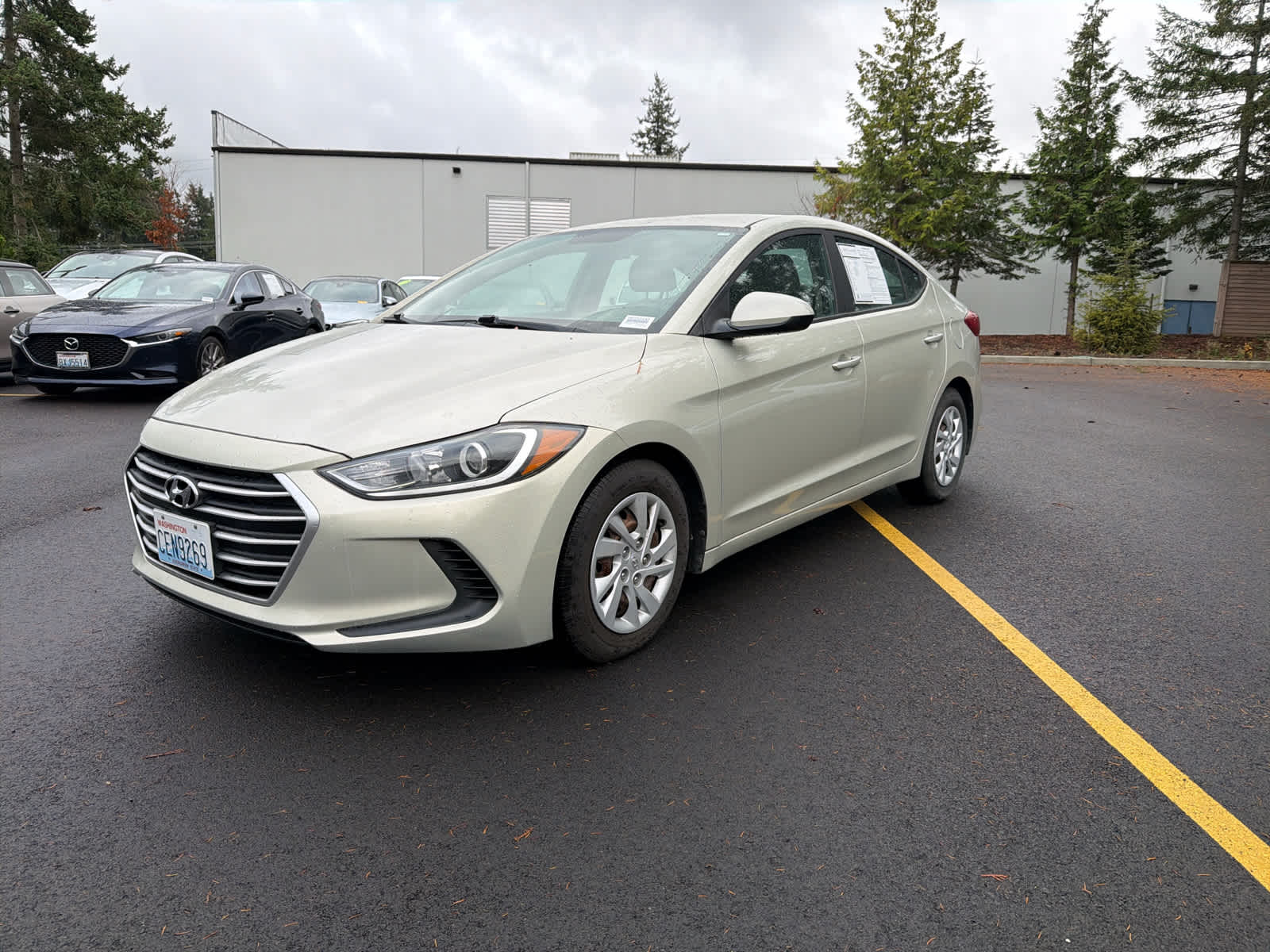 2017 Hyundai Elantra SE photo 2