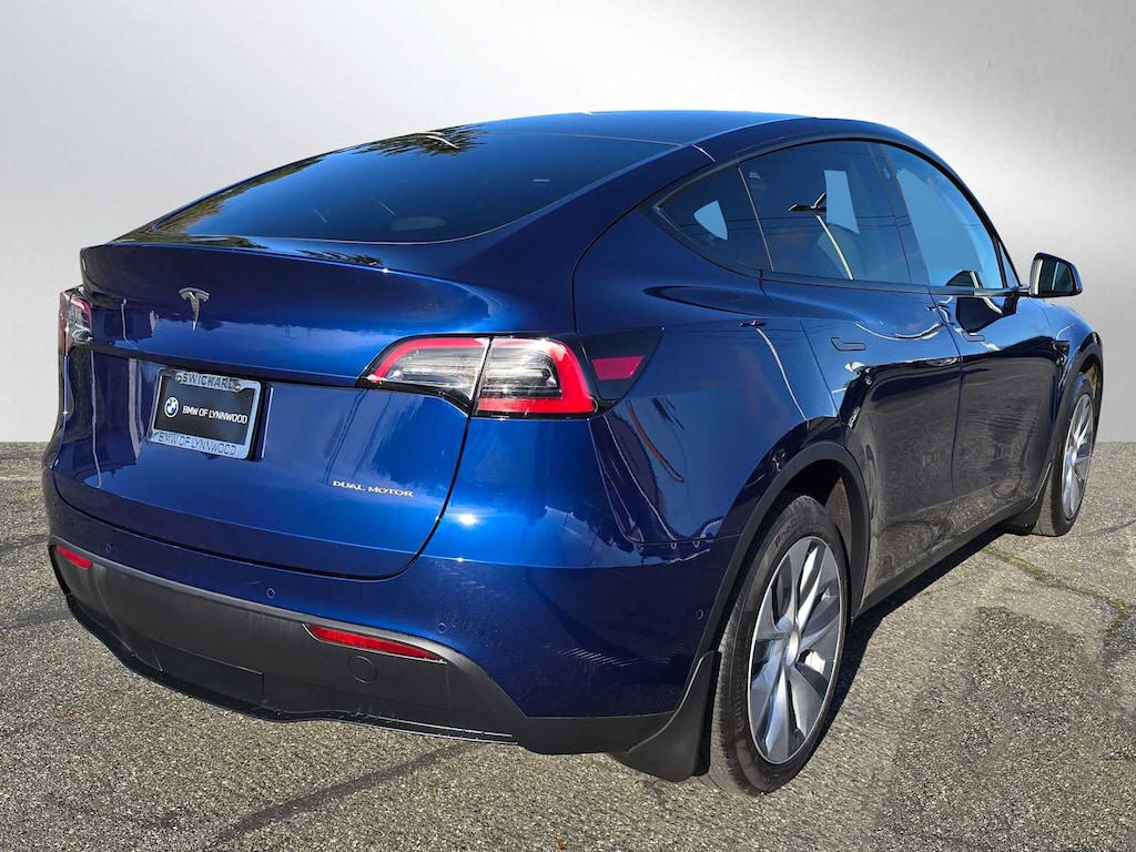 Used 2022 Tesla Model Y Long Range SUV