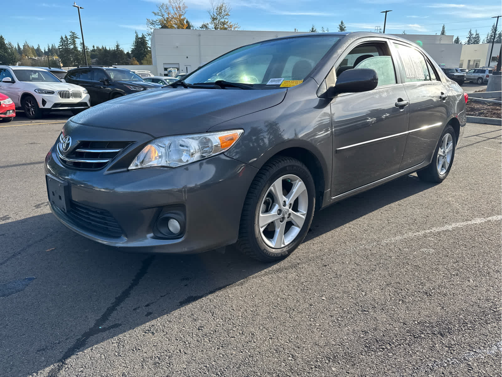 2013 Toyota Corolla LE photo 2