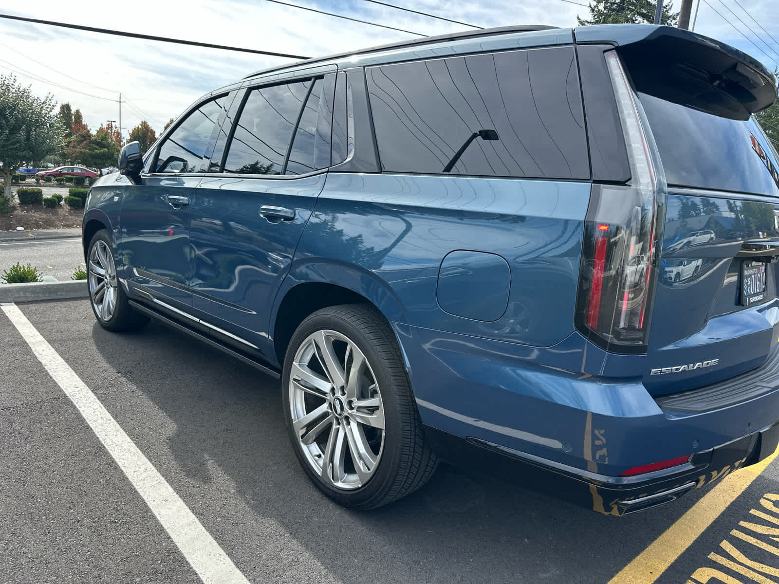 2025 Cadillac Escalade Sport Platinum photo 4
