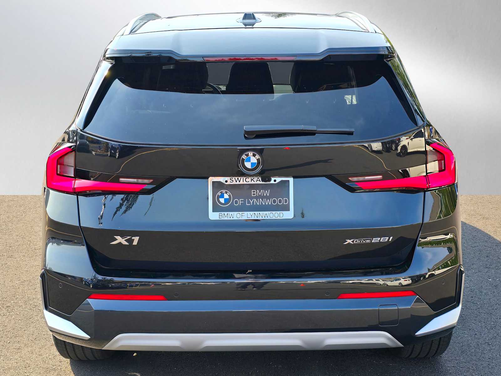 2023 Bmw X1 XDrive28i photo 2