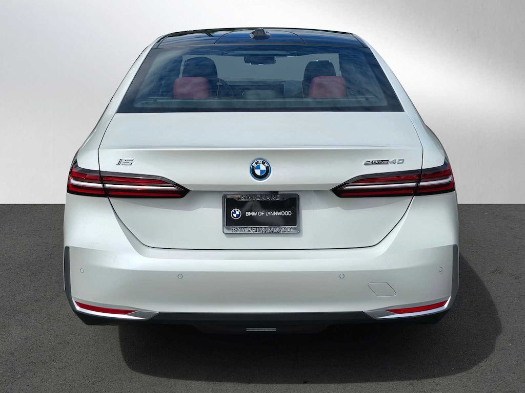 Used 2026 BMW i5 eDrive40 Sedan