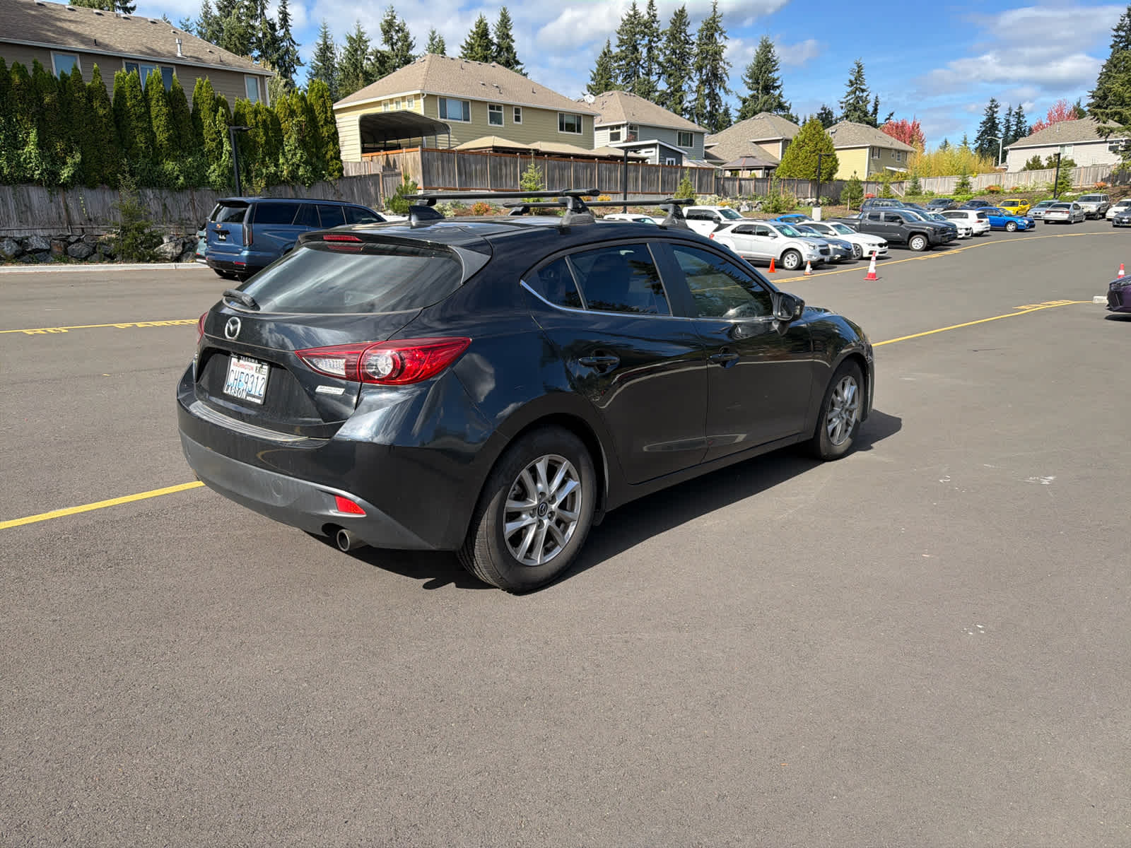 2014 Mazda Mazda3 Grand Touring Hatchback photo 4