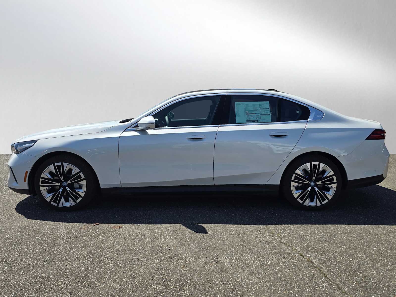 2024 Bmw i5 eDrive40 photo 2