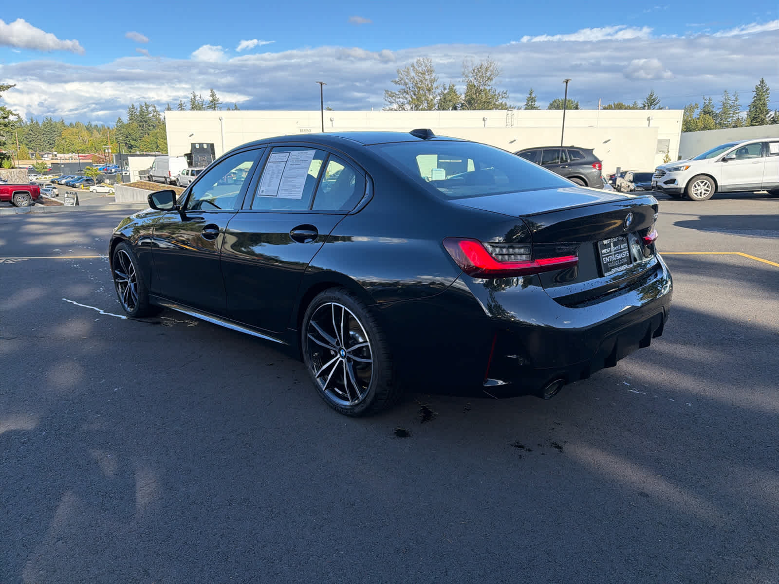 2024 Bmw 330i xDrive Sedan photo 3