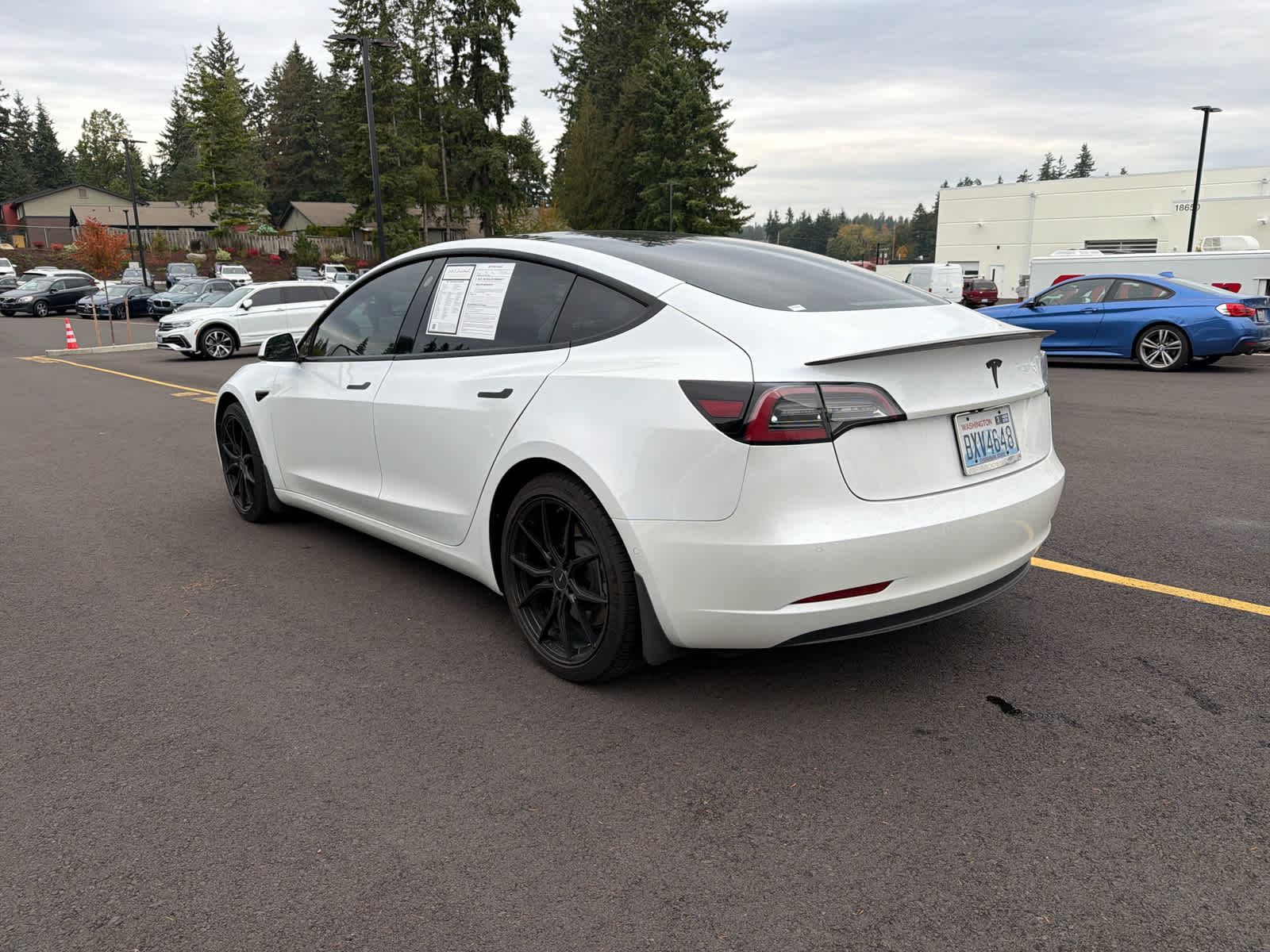 2021 Tesla Model 3 Standard Range Plus photo 3
