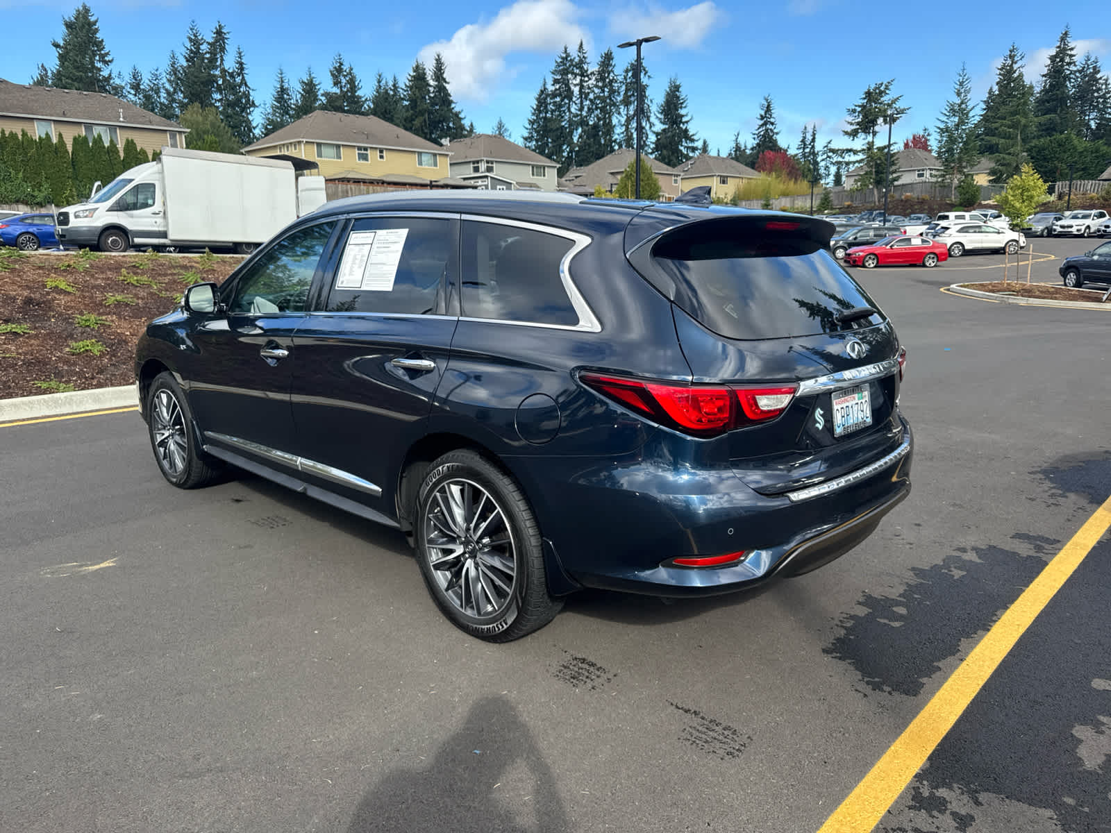 2018 Infiniti QX60 photo 3