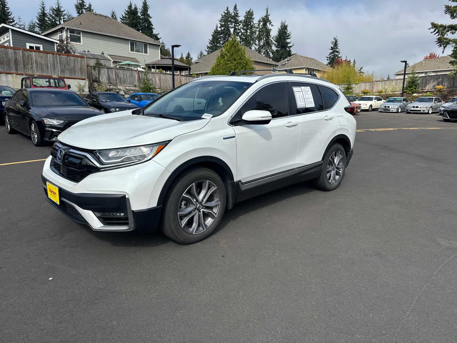 2021 Honda CR-V Hybrid Touring photo 2