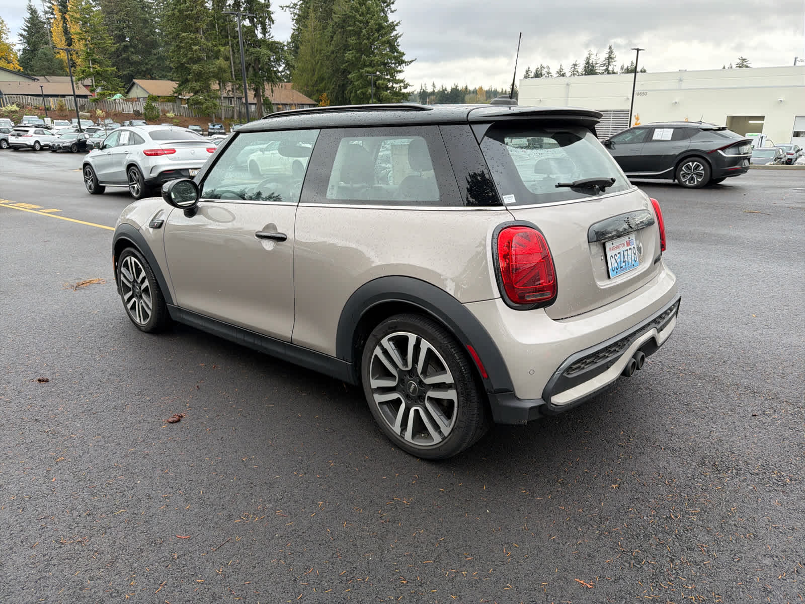 2023 Mini Cooper 2 Door Hardtop S photo 3