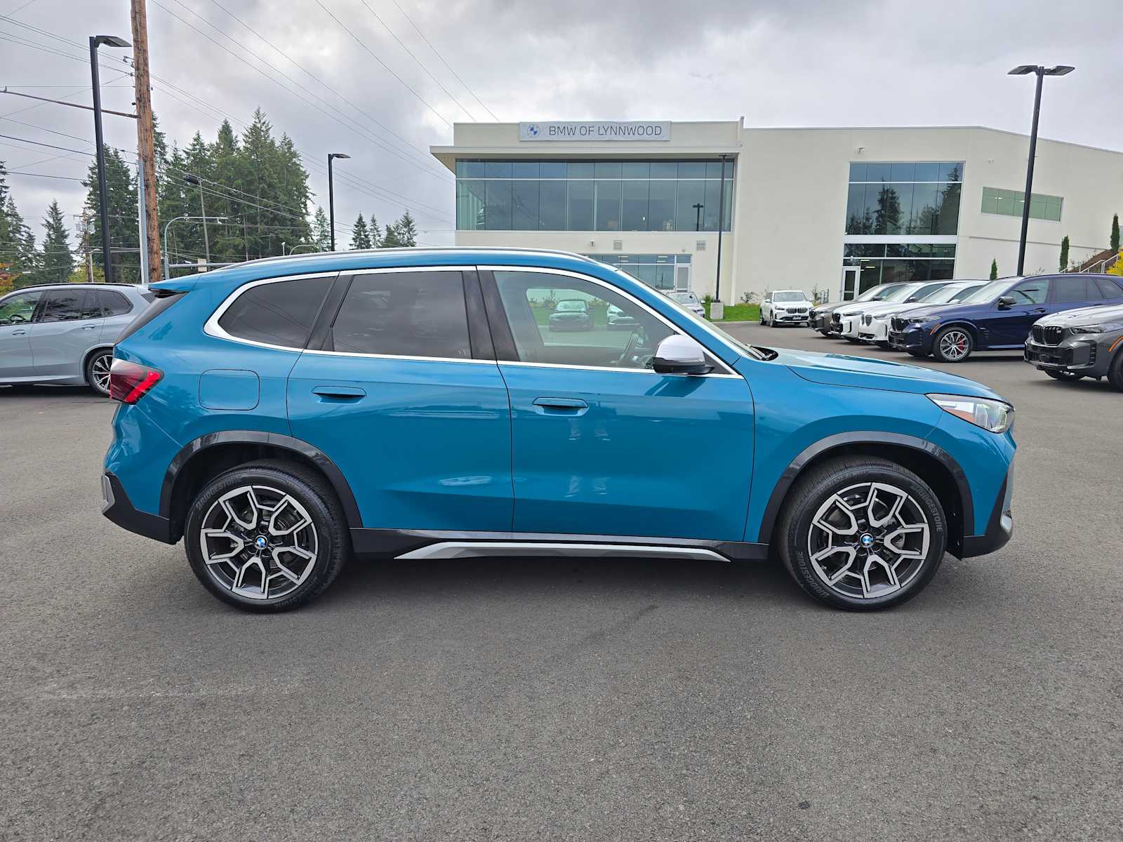 2023 Bmw X1 XDrive28i photo 2