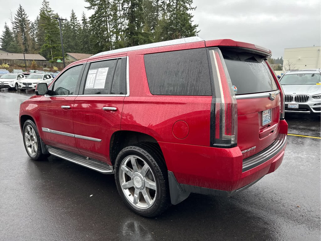 Used 2015 CADILLAC Escalade Luxury SUV