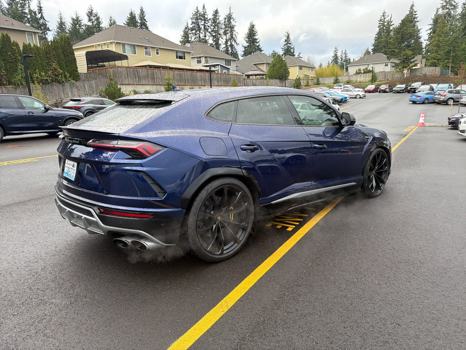 2019 Lamborghini Urus photo 4