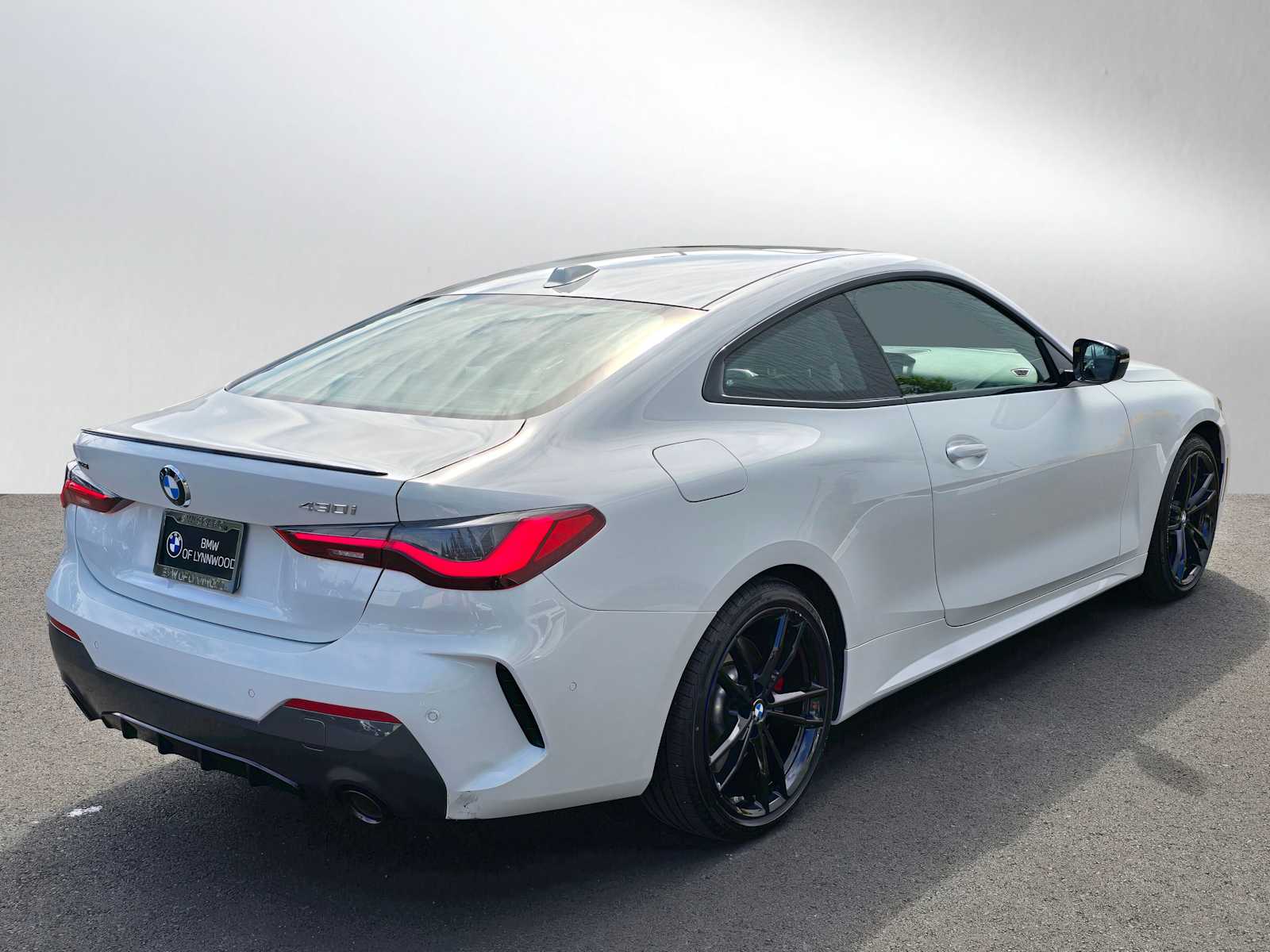 2024 Bmw 430i xDrive Coupe photo 3