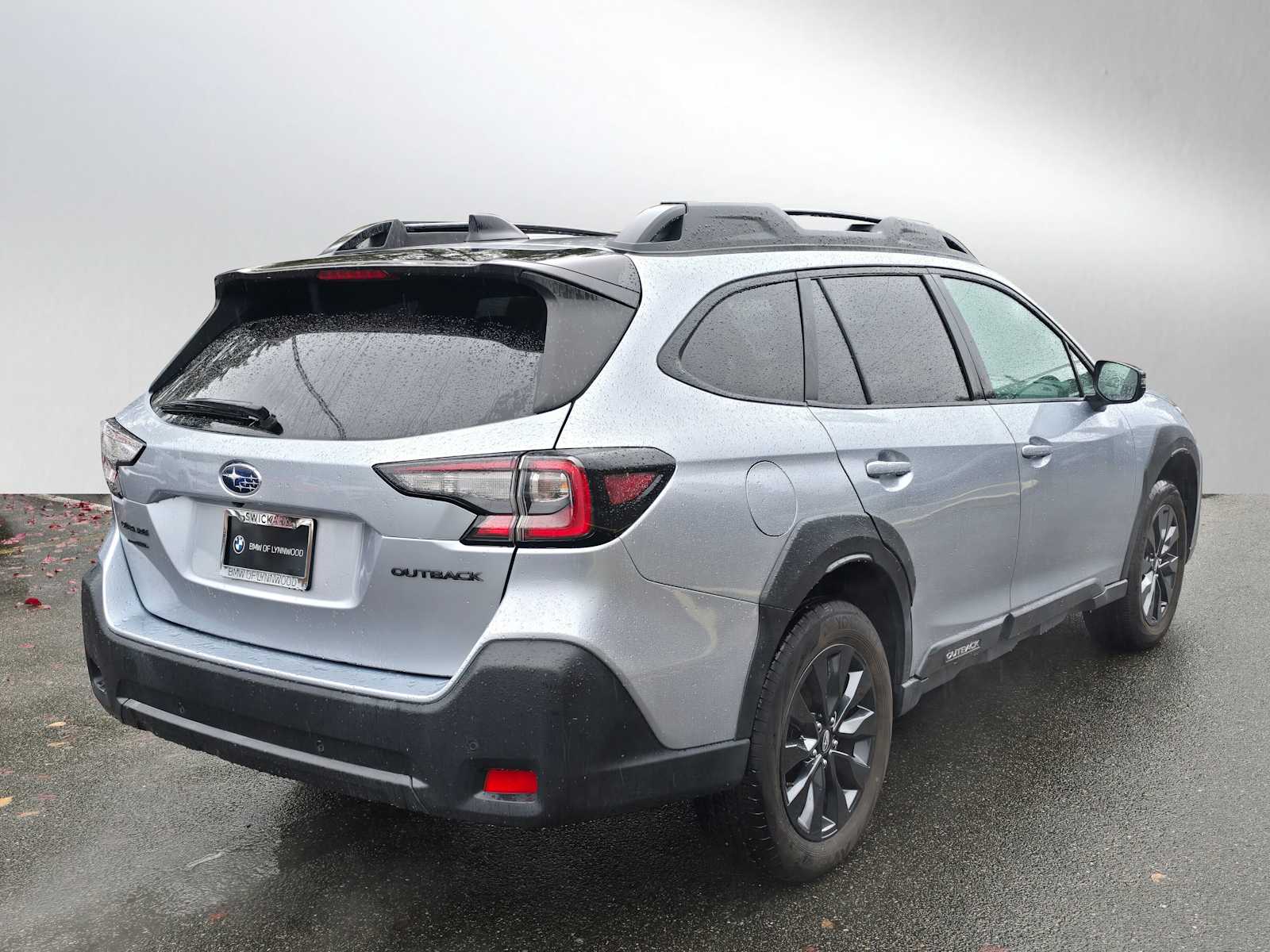 2024 Subaru Outback Onyx Edition photo 3
