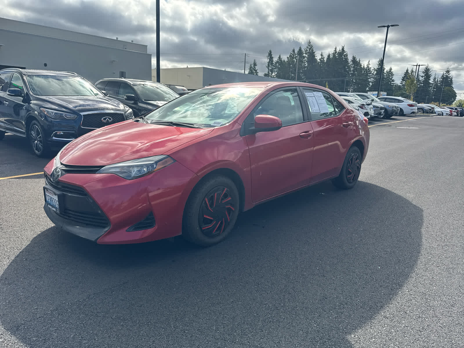 2019 Toyota Corolla LE photo 2