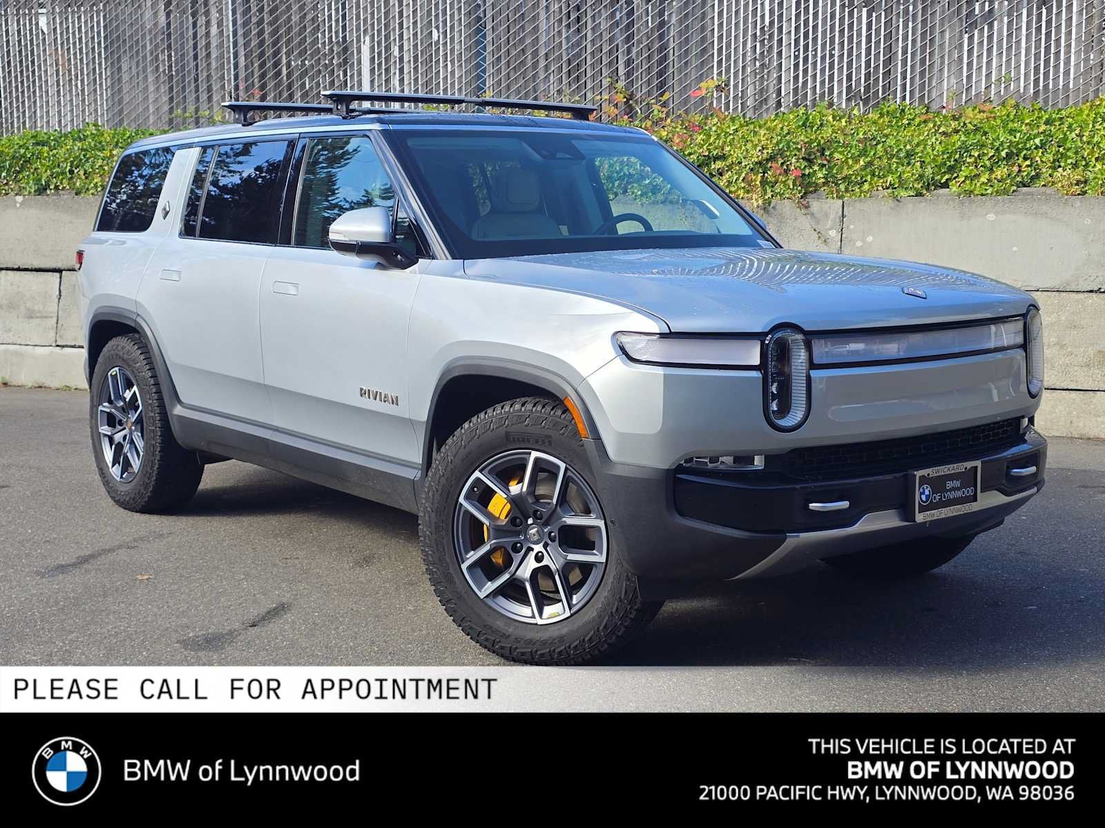 2023 Rivian R1S