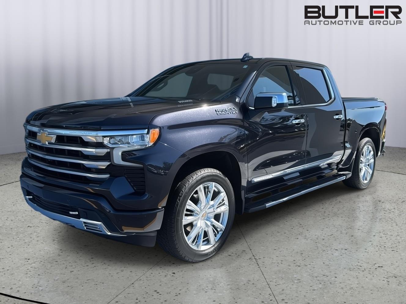 2023 Chevrolet Silverado 1500 High Country's photo