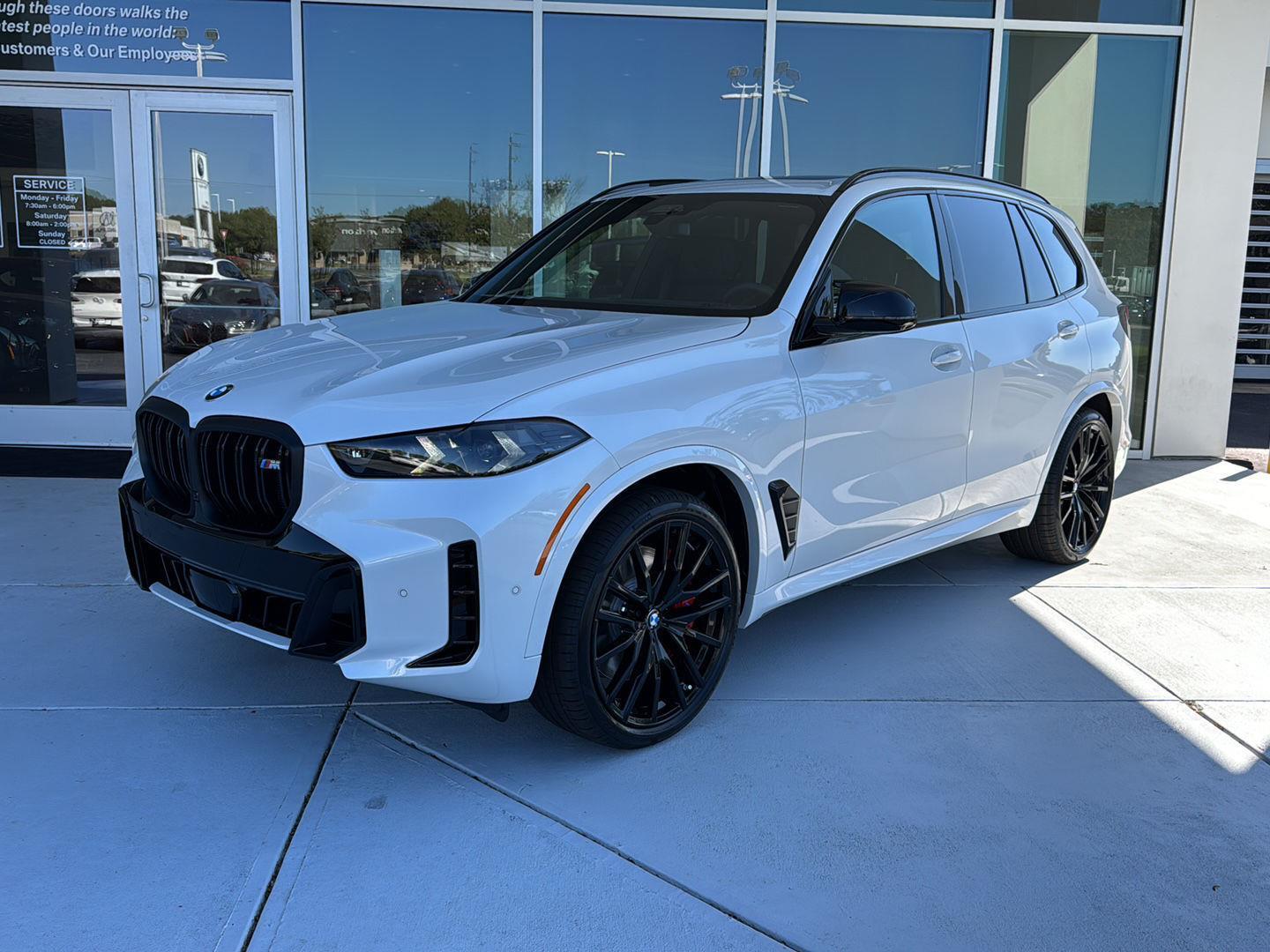 2026 BMW X5 M60i