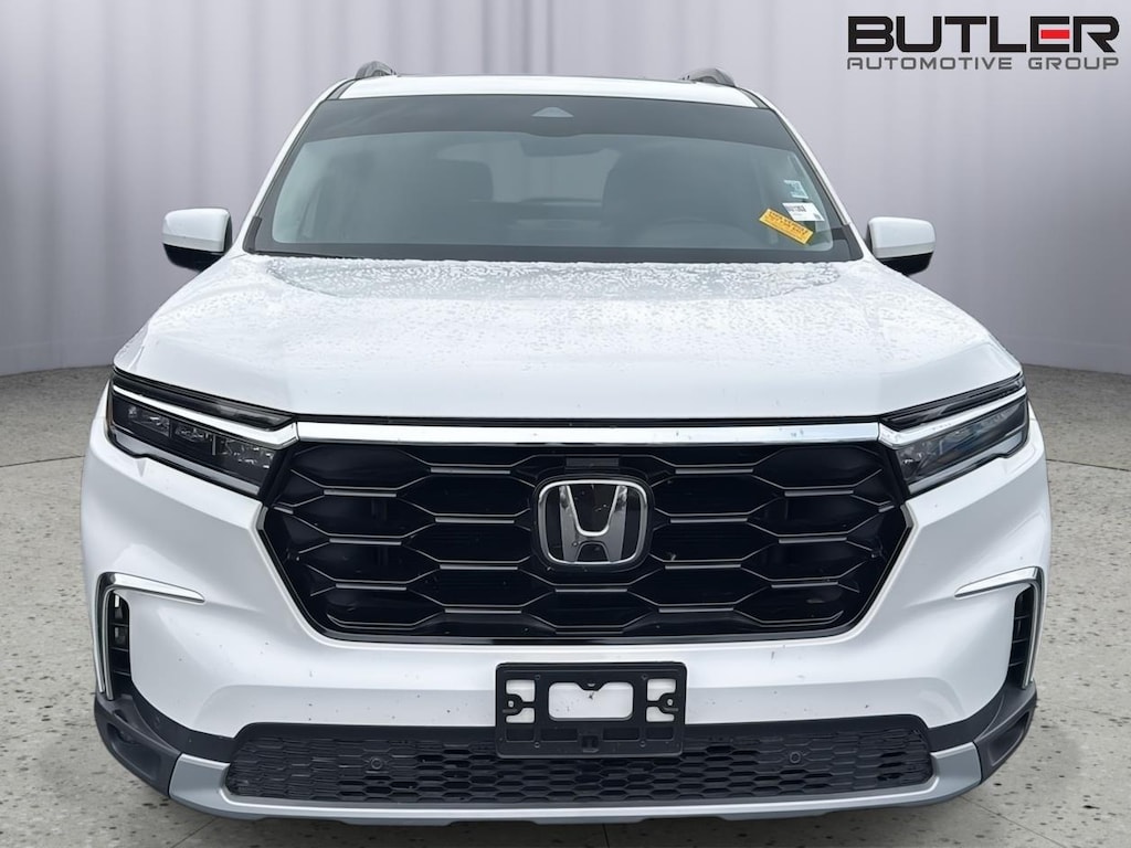 Used 2023 Honda Pilot Touring SUV