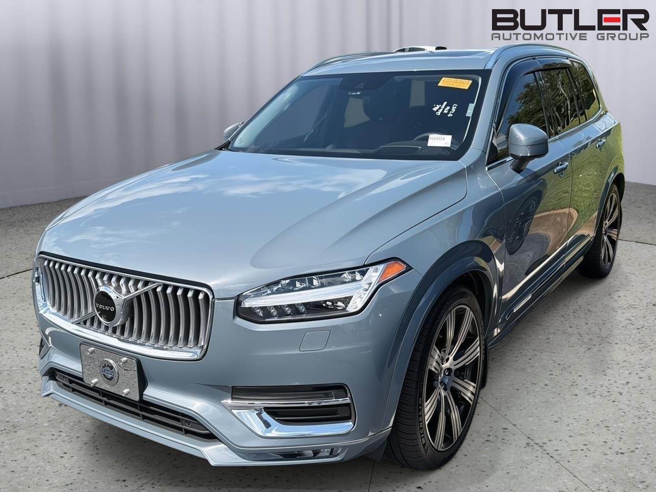2020 Volvo XC90 T6 Inscription 6 Passenger AWD's photo