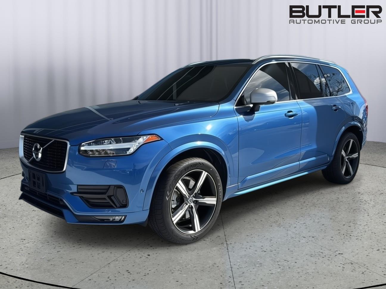 2019 Volvo XC90 R-Design's photo
