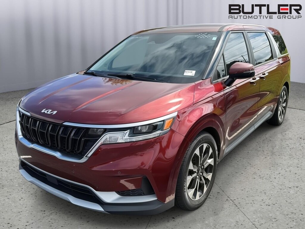 Used 2022 Kia Carnival EX MPV