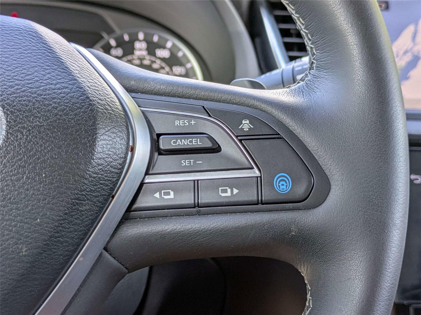 2023 INFINITI QX50 Sensory - Photo 29