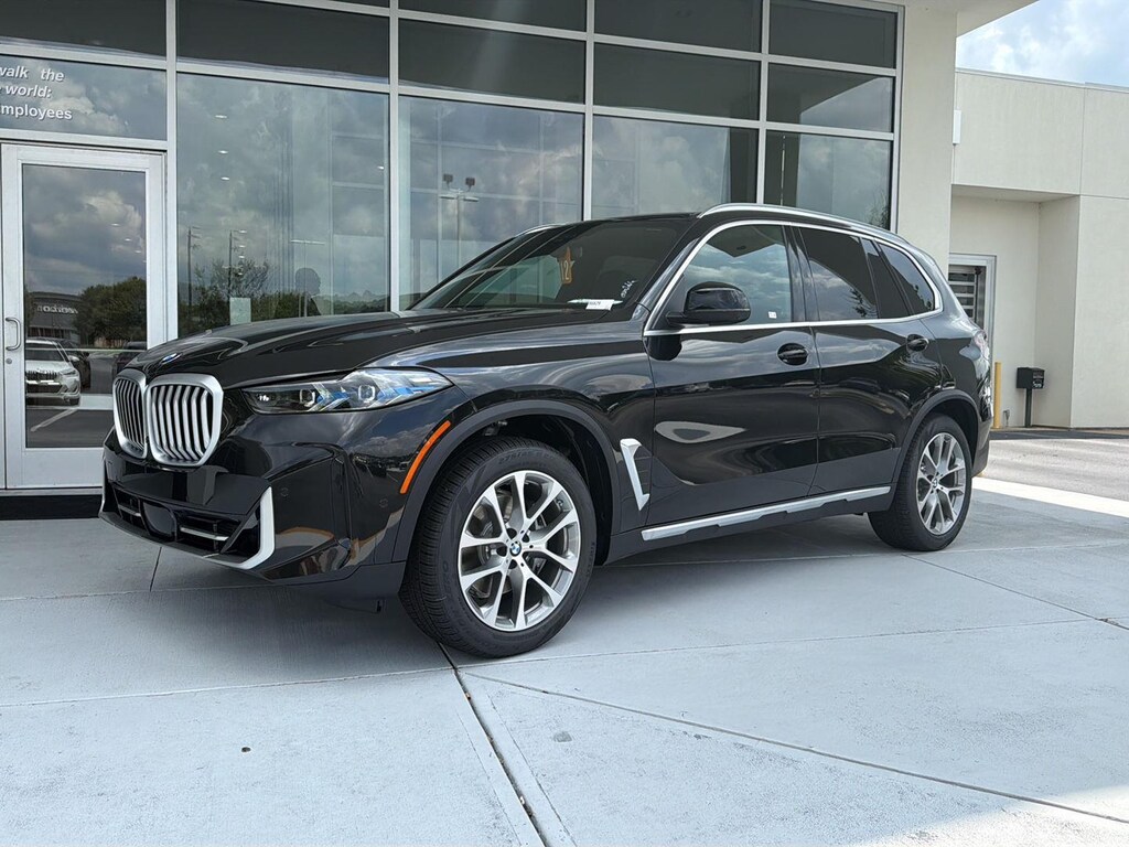 New 2026 BMW X5 sDrive40i SUV