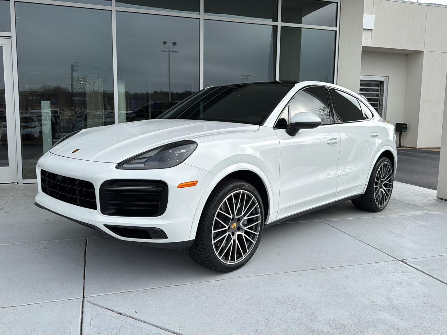 2021 Porsche Cayenne Coup Base's photo