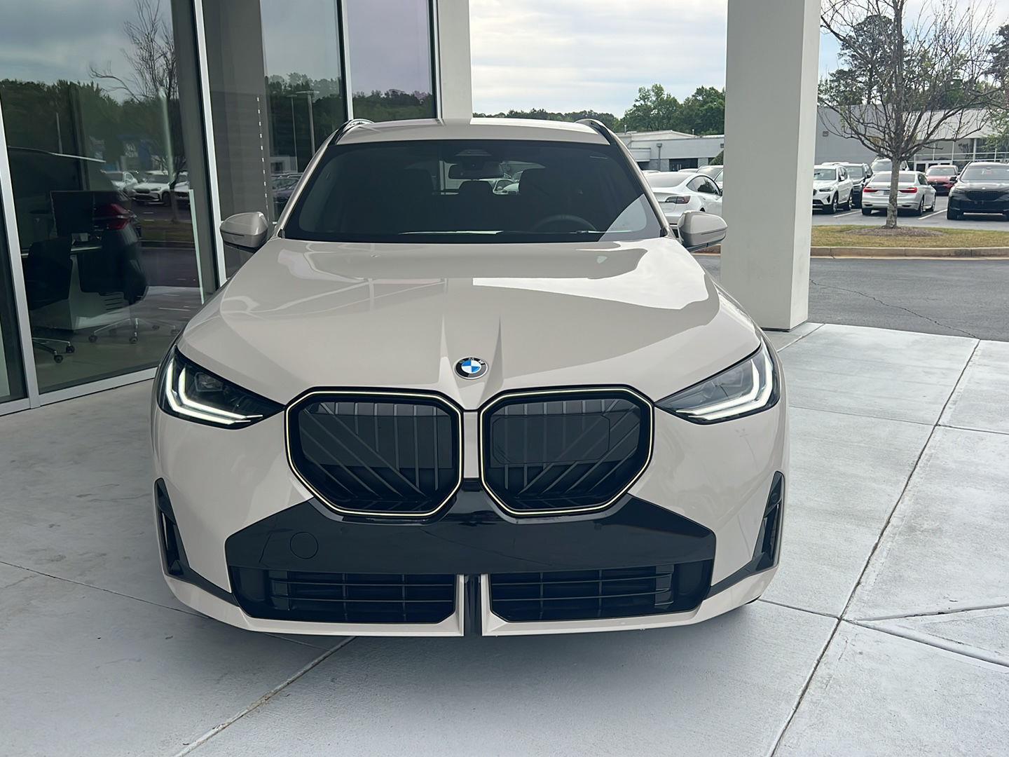 2026 BMW X3 30 - Photo 8