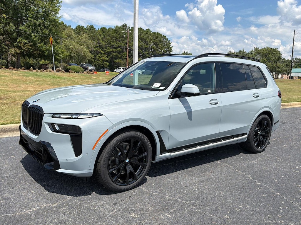New 2027 BMW X7 xDrive40i SUV